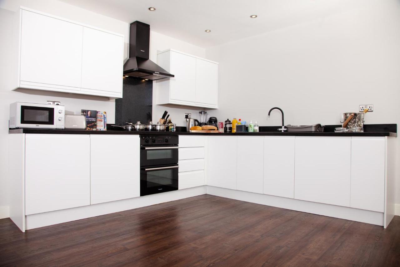High Life Serviced Apartments - Old Town Swindon Exterior foto
